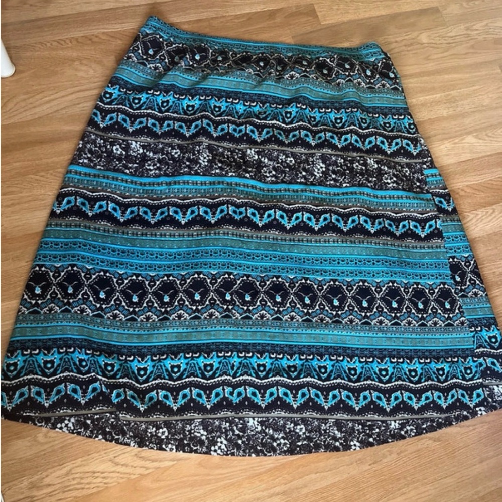 Maggie Barnes Teal and Black Patterned A-Line Skirt
